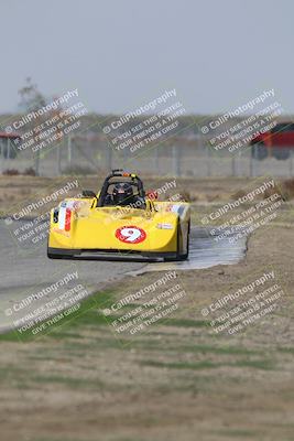 media/Oct-25-2025-CalClub SCCA (Sat) [[34c778dfbe]]/Group 5/Qualifying/